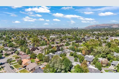 2106 E Connor Park Cv, Salt Lake City, UT 84109 - Photo 7