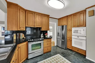 1763 E Herbert S, Salt Lake City, UT 84108 - Photo 15