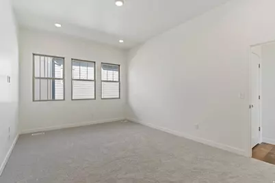 7034 W Terraine Rd, West Jordan, UT 84081 - Photo 23