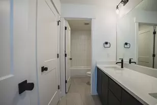 209 W Hackberry Rd, Vineyard, UT 84059 - Photo 13