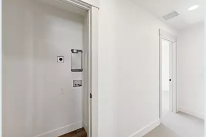 254 N Main St, Bountiful, UT 84010 - Photo 15