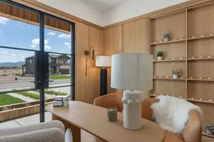 1096 W Marigold Dr, Grantsville, UT 84029 - Photo 9