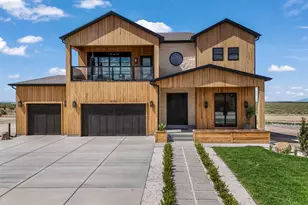 1096 W Marigold Dr, Grantsville, UT 84029 - Photo 1