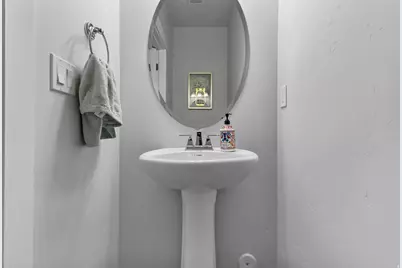 324 S 600 W, Centerville, UT 84014 - Photo 13