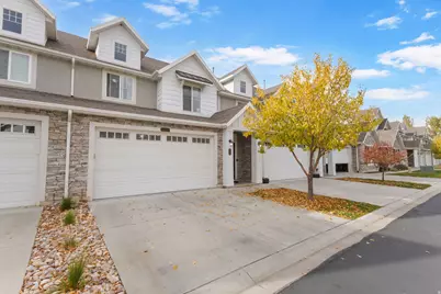 324 S 600 W, Centerville, UT 84014 - Photo 3