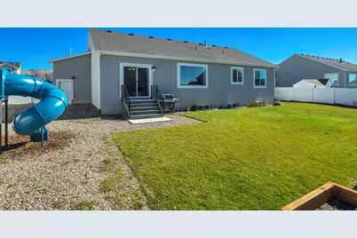 4803 N Emerald Ave, Eagle Mountain, UT 84005 - Photo 27
