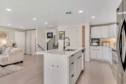 37 S Eastwood Dr, Orem, UT 84097 - Photo 5