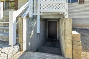 681 E 215 N, Lindon, UT 84042 - Photo 41