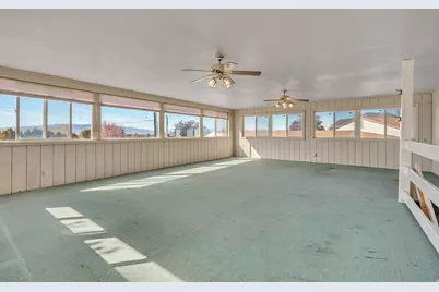 681 E 215 N, Lindon, UT 84042 - Photo 43