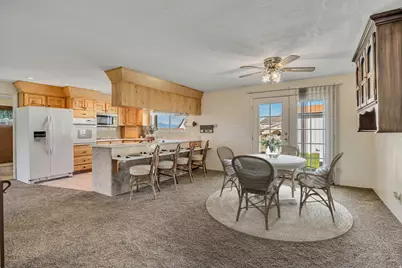 681 E 215 N, Lindon, UT 84042 - Photo 9