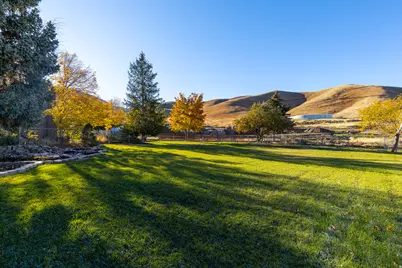 624 Mountaineer Cir, Tooele, UT 84074 - Photo 31