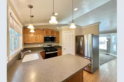 1908 N 200 W, Layton, UT 84041 - Photo 5