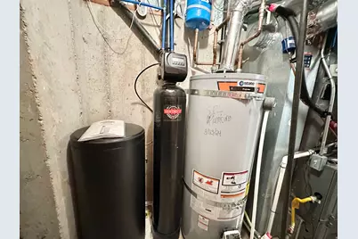 1908 N 200 W, Layton, UT 84041 - Photo 21