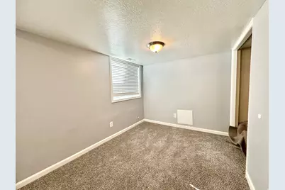 1908 N 200 W, Layton, UT 84041 - Photo 17