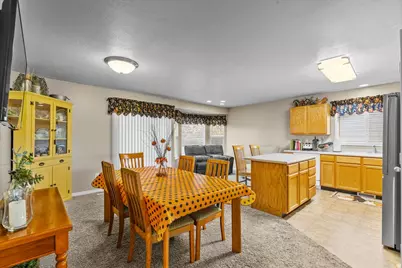 952 W Foxboro Dr, North Salt Lake, UT 84054 - Photo 5