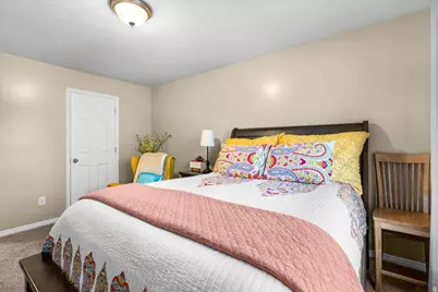 952 W Foxboro Dr, North Salt Lake, UT 84054 - Photo 9