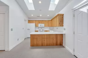 2298 N 1085 W, Layton, UT 84041 - Photo 3