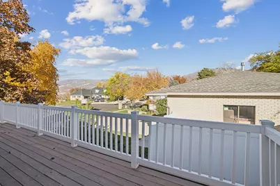 957 Chelsea Dr E, Bountiful, UT 84010 - Photo 9