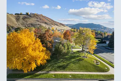 957 Chelsea Dr E, Bountiful, UT 84010 - Photo 33