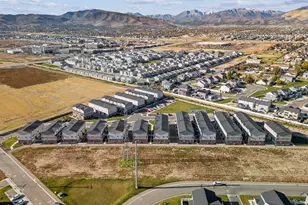 12976 S Devils Garden Ct, Riverton, UT 84096 - Photo 39