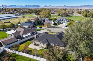 9909 S Dream Cir W, South Jordan, UT 84095 - Photo 17