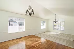 9909 S Dream Cir W, South Jordan, UT 84095 - Photo 31