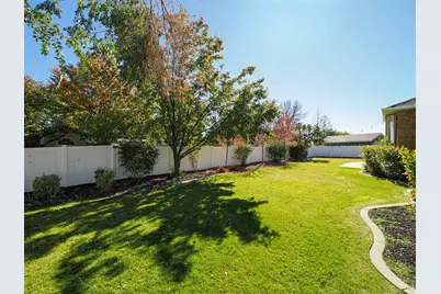 9909 S Dream Cir W, South Jordan, UT 84095 - Photo 9