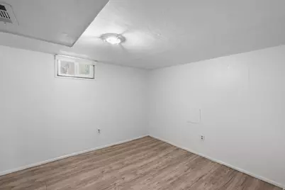 897 E 1000 S, Clearfield, UT 84015 - Photo 23