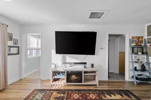 897 E 1000 S, Clearfield, UT 84015 - Photo 7