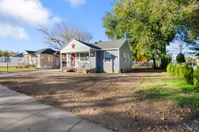 897 E 1000 S, Clearfield, UT 84015 - Photo 3