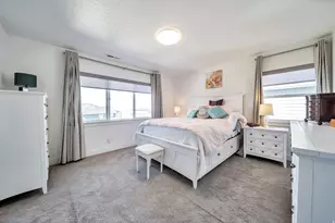 1034 W Heritage Crest Way, Bluffdale, UT 84065 - Photo 13