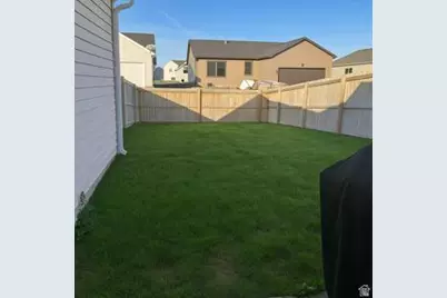 1823 E Cedar St N, Eagle Mountain, UT 84005 - Photo 25
