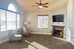 266 W Lagoon St, Roosevelt, UT 84066 - Photo 9