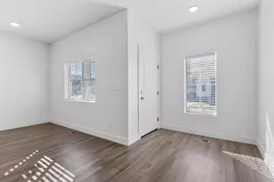 1897 E Magnolia Cir, Eagle Mountain, UT 84005 - Photo 3