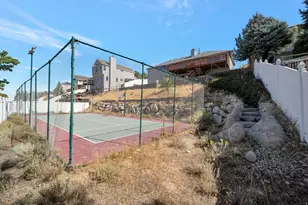 11922 S Bluff View Dr, Sandy, UT 84092 - Photo 31