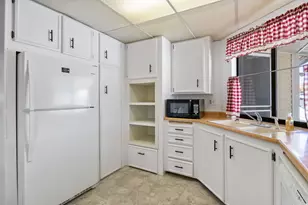 27 W Evening Star Way S, Sandy, UT 84070 - Photo 15