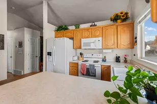 5803 S Impressions Dr, Kearns, UT 84118 - Photo 11