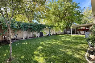 1612 E Hidden Valley Rd, Sandy, UT 84092 - Photo 27