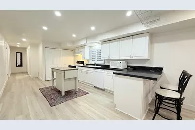 1612 E Hidden Valley Rd, Sandy, UT 84092 - Photo 23