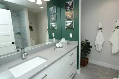 553 S 100 W #102, Richfield, UT 84701 - Photo 13