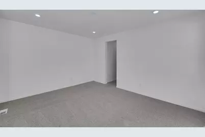 8638 N Halloran Ct #1329, Lake Point, UT 84074 - Photo 13