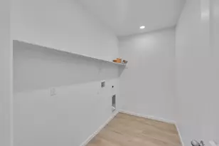 8638 N Halloran Ct, Lake Point, UT 84074 - Photo 27