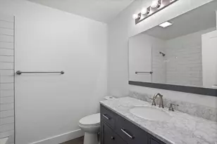 9977 S Lannae Dr E, Sandy, UT 84094 - Photo 15