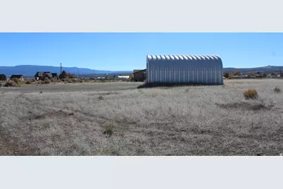 650 N 200 E #11, Loa, UT 84747 - Photo 3