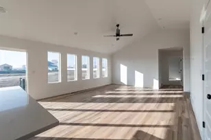 336 E Pear St, Grantsville, UT 84029 - Photo 9