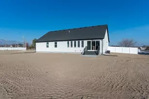 336 E Pear St, Grantsville, UT 84029 - Photo 29