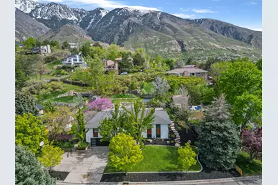 2234 E Willow Brook Way, Sandy, UT 84092 - Photo 9