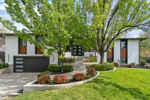 2234 E Willow Brook Way, Sandy, UT 84092 - Photo 15