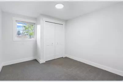 2234 E Willow Brook Way, Sandy, UT 84092 - Photo 37