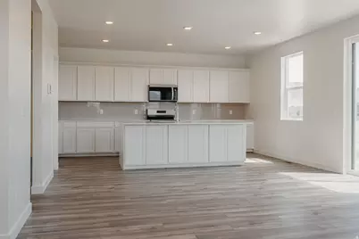 322 E Clear Granite Way, Eagle Mountain, UT 84005 - Photo 9